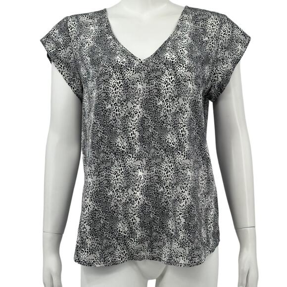 Joie Tops - Joie Top Women Medium Gray Leopard Print 100% Silk V-Neck Office Dainty Feminine